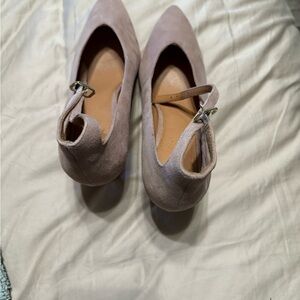 Elegant Women's Tan Suede Shoes